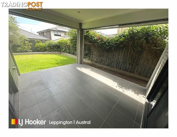 16 Fanflower Avenue DENHAM COURT NSW 2565