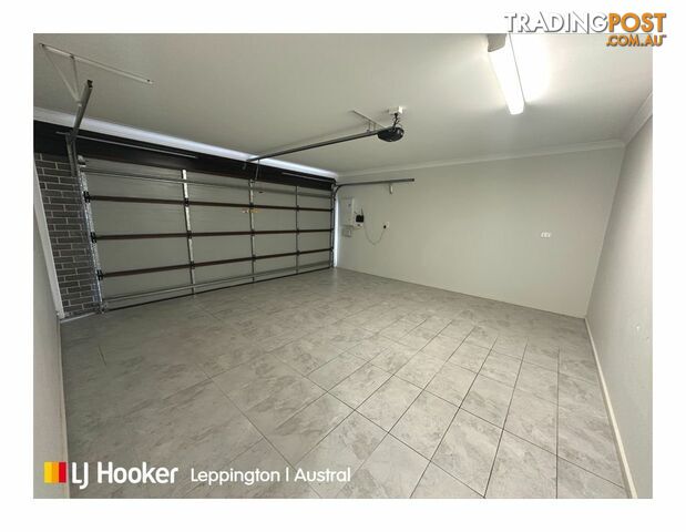 16 Fanflower Avenue DENHAM COURT NSW 2565