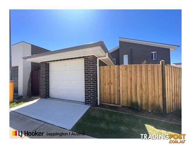 5 Pitstock Lane ORAN PARK NSW 2570