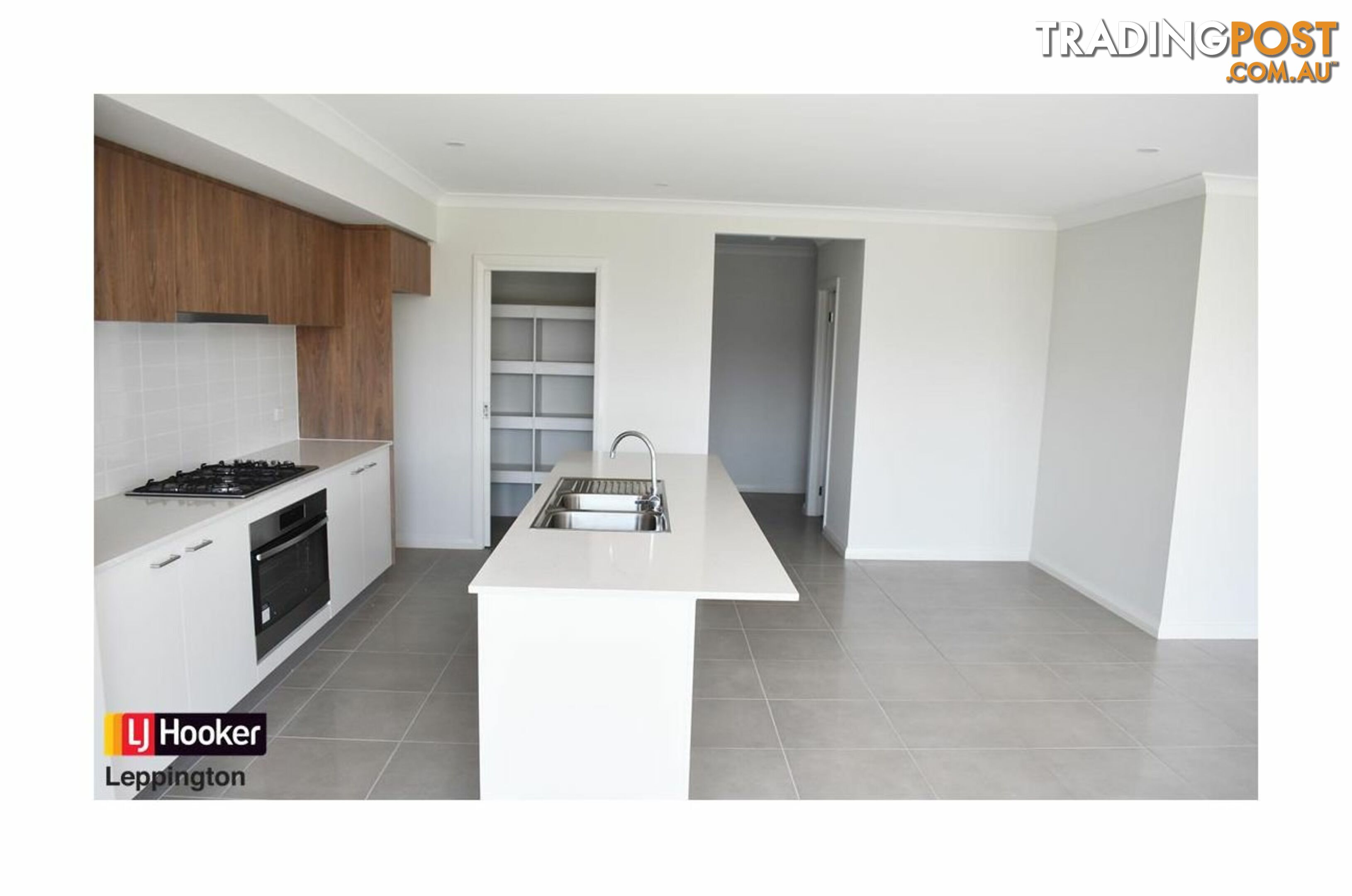 17 Wollohan Avenue DENHAM COURT NSW 2565