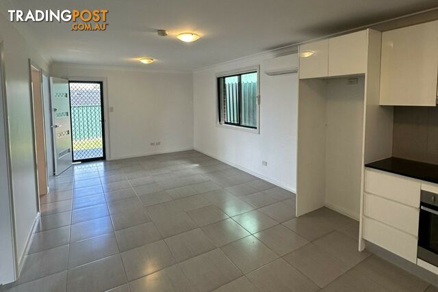 29A Archibald Crescent ROSEMEADOW NSW 2560