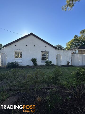 37 Lindesay Street LEUMEAH NSW 2560