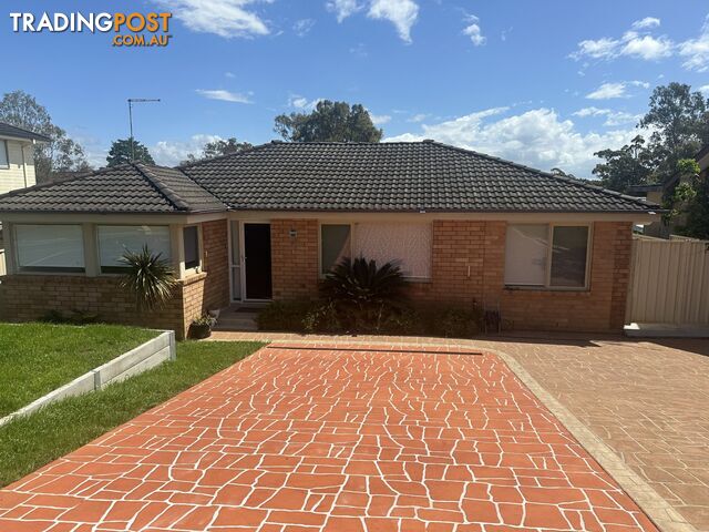 111 Jacaranda Avenue BRADBURY NSW 2560