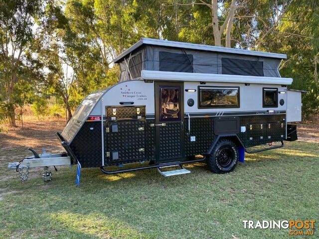 SC15 - 15FT LO-RIDER HYBRID CARAVAN GEN 3 - photo 3 of 17