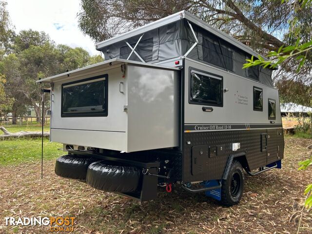 SC13 - 13FT CRUISER DOUBLE BUNK STRAIGHT HYBRID CARAVAN GEN 3 - photo 5 of 10