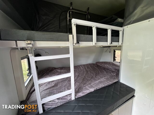 SC13 - 13FT CRUISER DOUBLE BUNK STRAIGHT HYBRID CARAVAN GEN 3 - photo 2 of 10