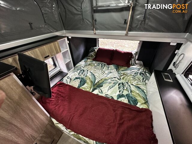 SC13 - 13FT CRUISER LO-RIDER PLUS 4 HYBRID CARAVAN GEN 3 - photo 2 of 23