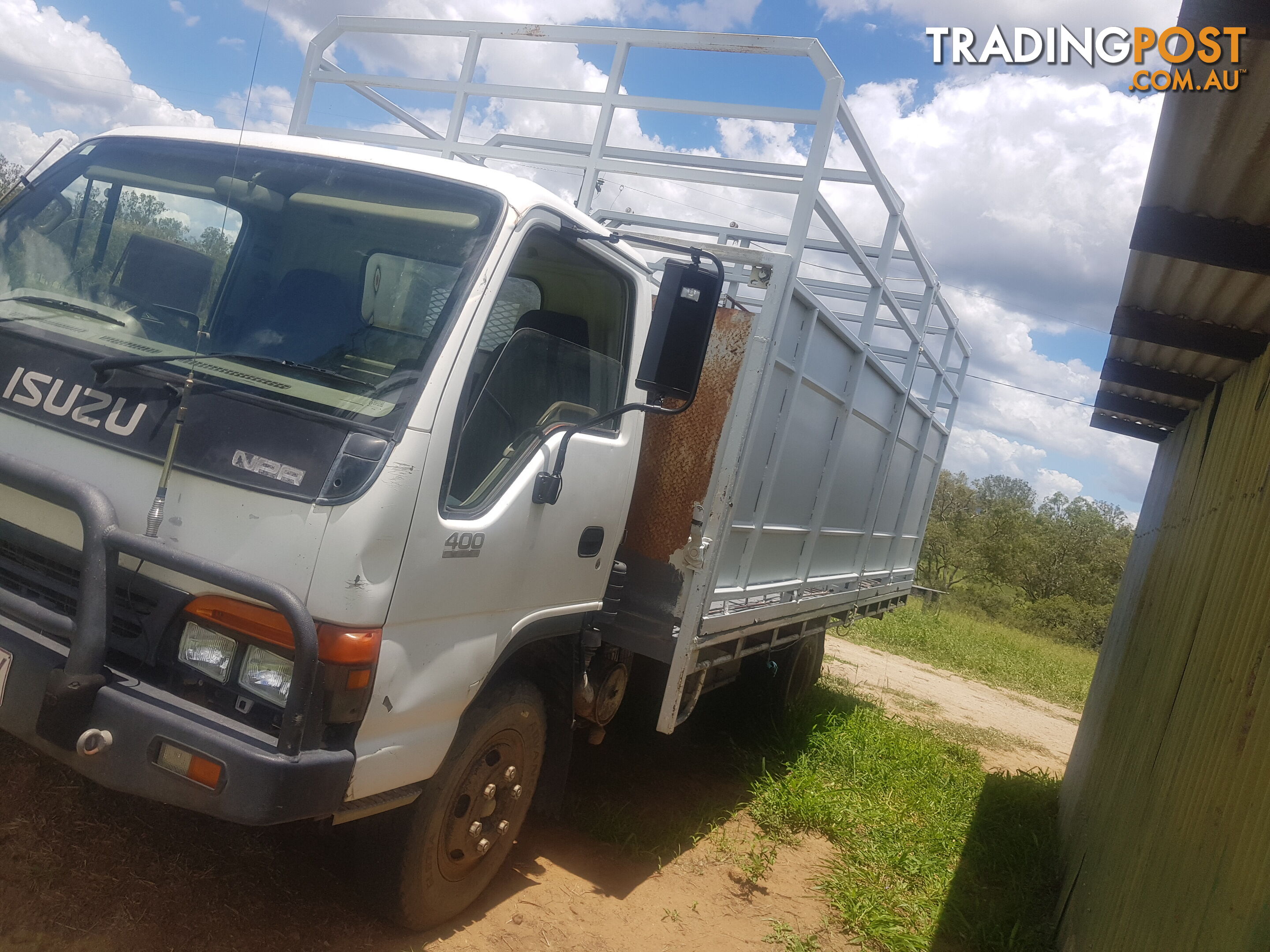 FOR SALE 1998 ISUZU NPR 400 Truck/Stock Crate.