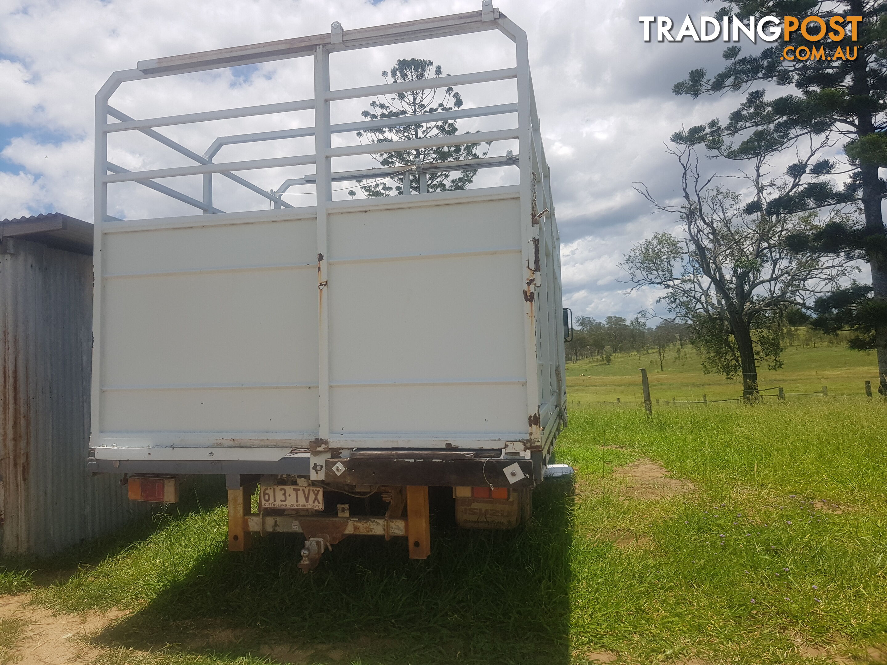 FOR SALE 1998 ISUZU NPR 400 Truck/Stock Crate.