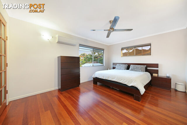 22 Saltash Street LABRADOR QLD 4215