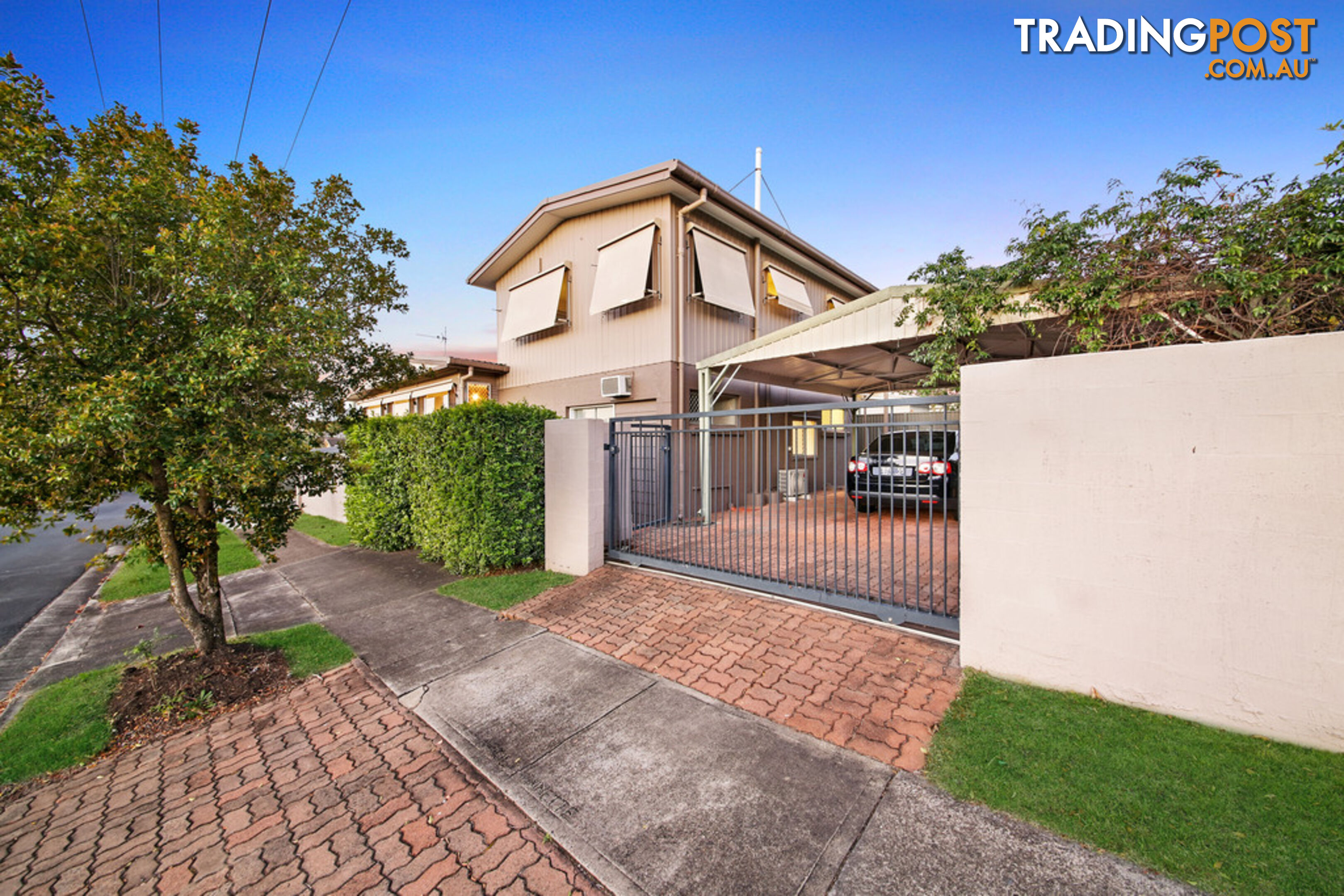 22 Saltash Street LABRADOR QLD 4215