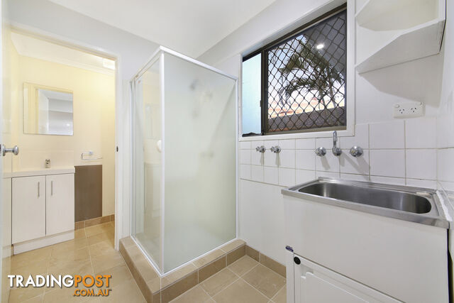 2 Langford Court MERMAID WATERS QLD 4218