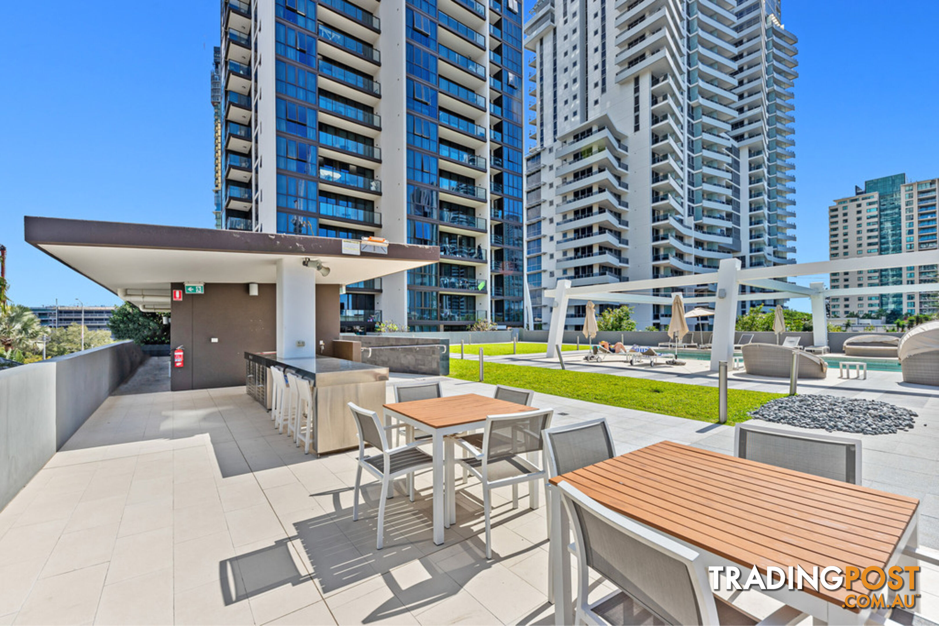 904 Avani 2663 Gold Coast Highway BROADBEACH QLD 4218