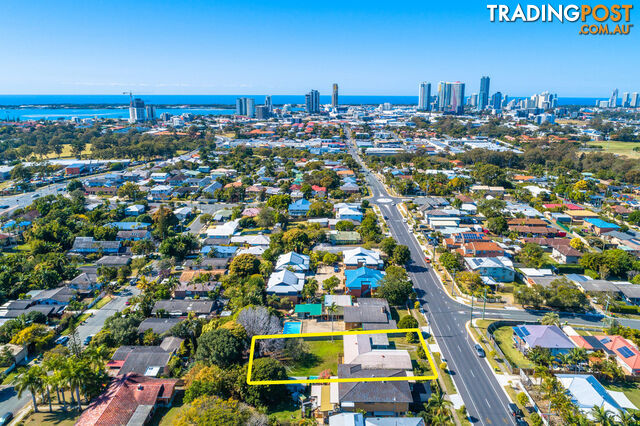 127 Johnston Street SOUTHPORT QLD 4215