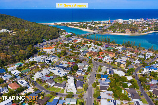 1 Guyra Avenue BURLEIGH HEADS QLD 4220