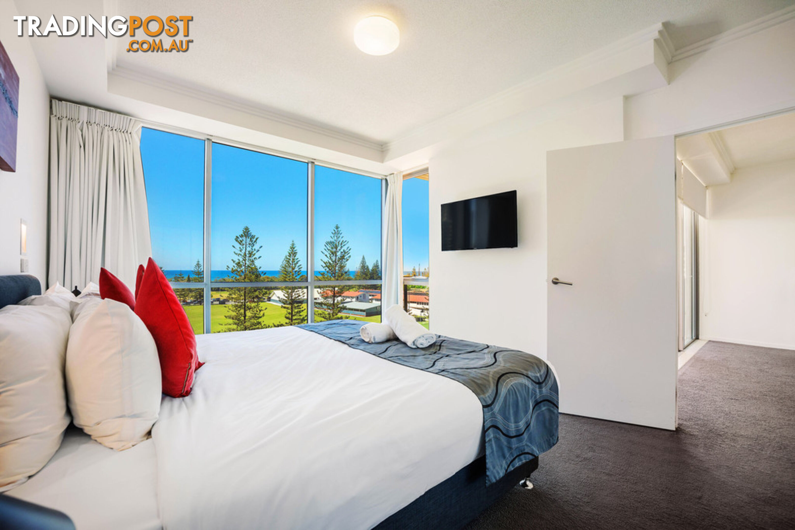 64/25 Surf Parade 'Ocean Pacific' BROADBEACH QLD 4218