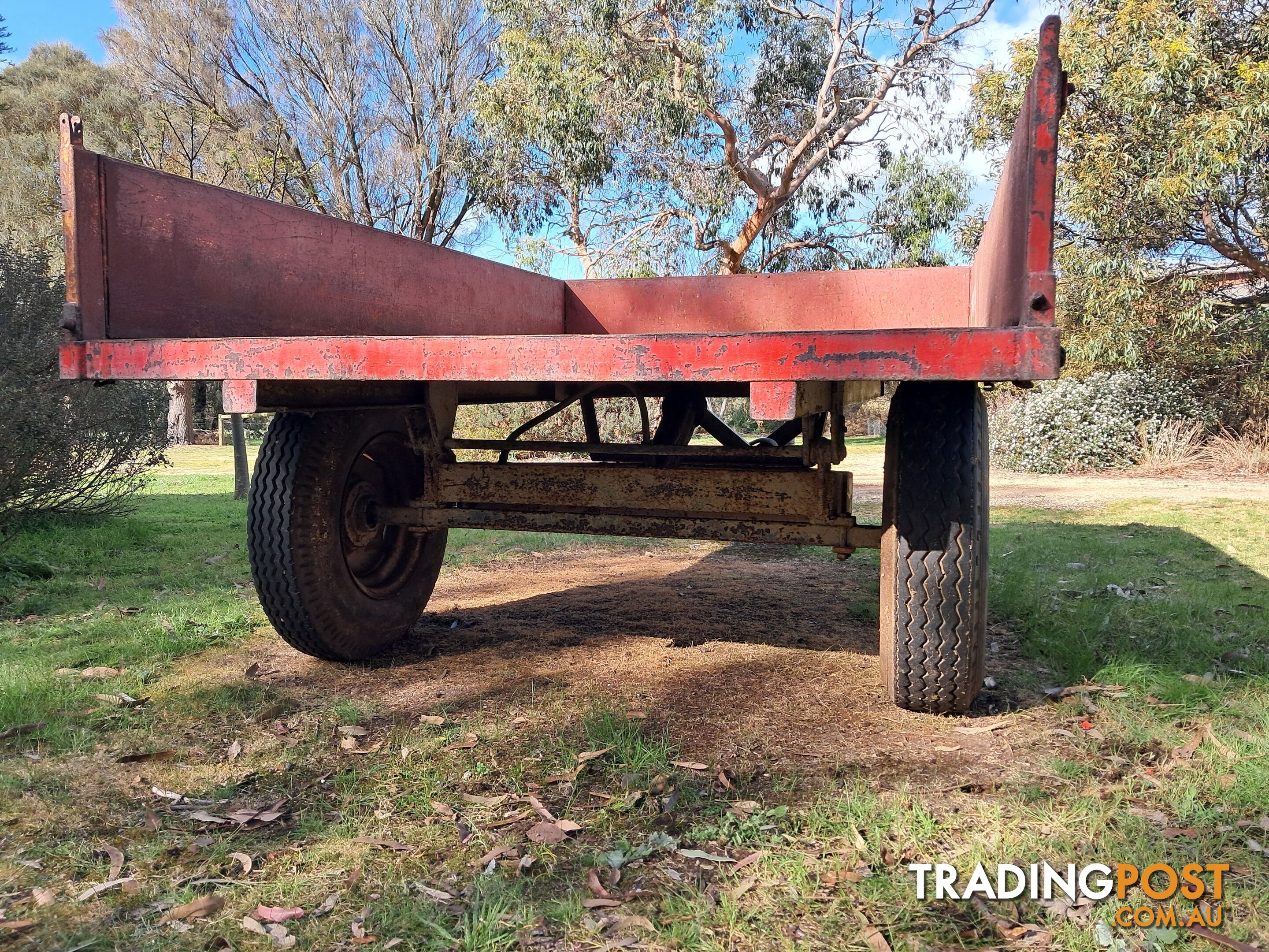 Tipping trailer - hydraulic