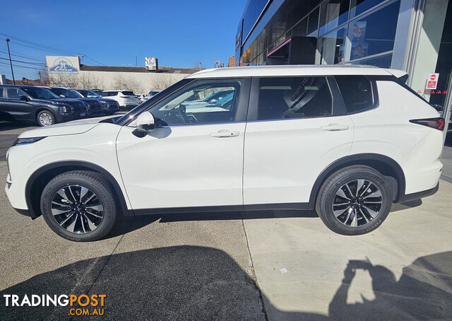 2026 MITSUBISHI OUTLANDER LS SUV - photo 3 of 27