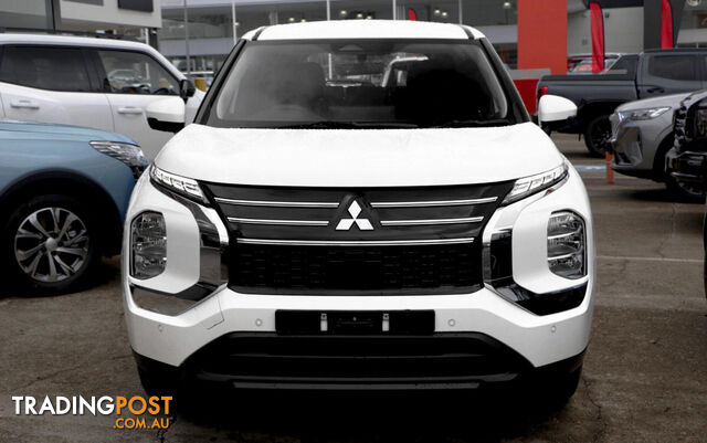 2026 MITSUBISHI OUTLANDER ES SUV