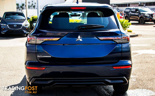 2026 MITSUBISHI OUTLANDER ES  SUV - photo 4 of 15