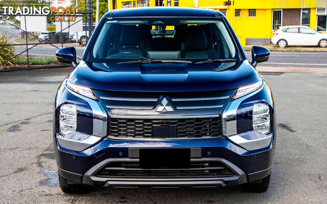 2026 MITSUBISHI OUTLANDER ES  SUV - photo 3 of 15