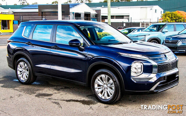 2026 MITSUBISHI OUTLANDER ES  SUV - photo 2 of 15