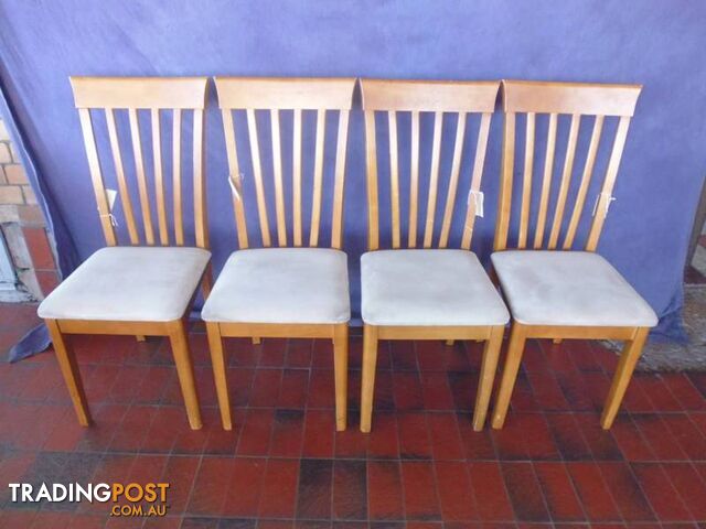 Chairs Only 4 Light Wood 369311
