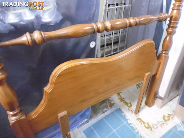 Pine Bedframe, Queen, 369843 - photo 2 of 4