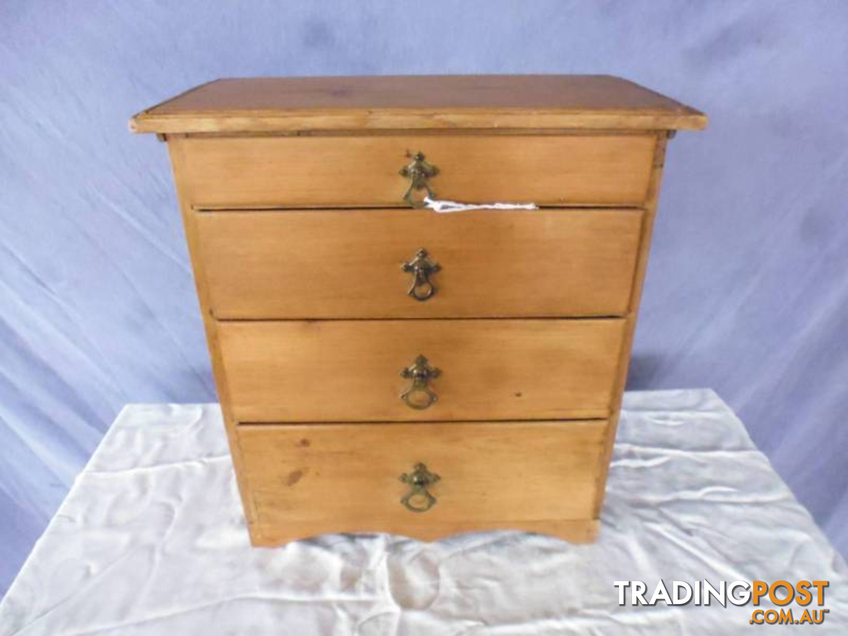 Small Chest of Drawers, Pine, 370003