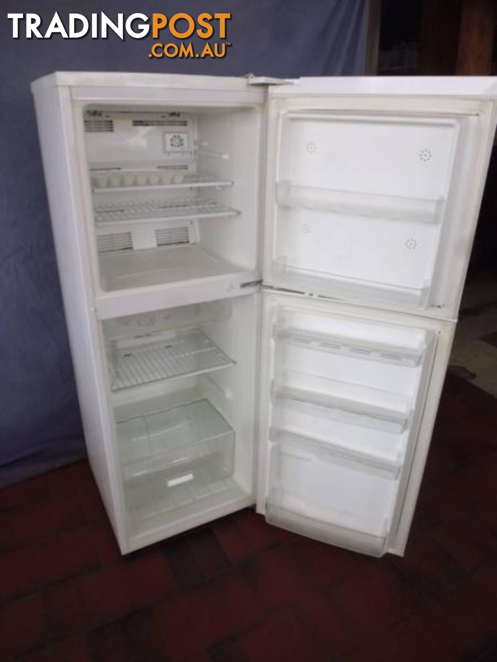 Fridge, Centrix, 2 Door, 210 ltr, 369046