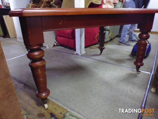 Table, Cedar, Turned leg, 349141
