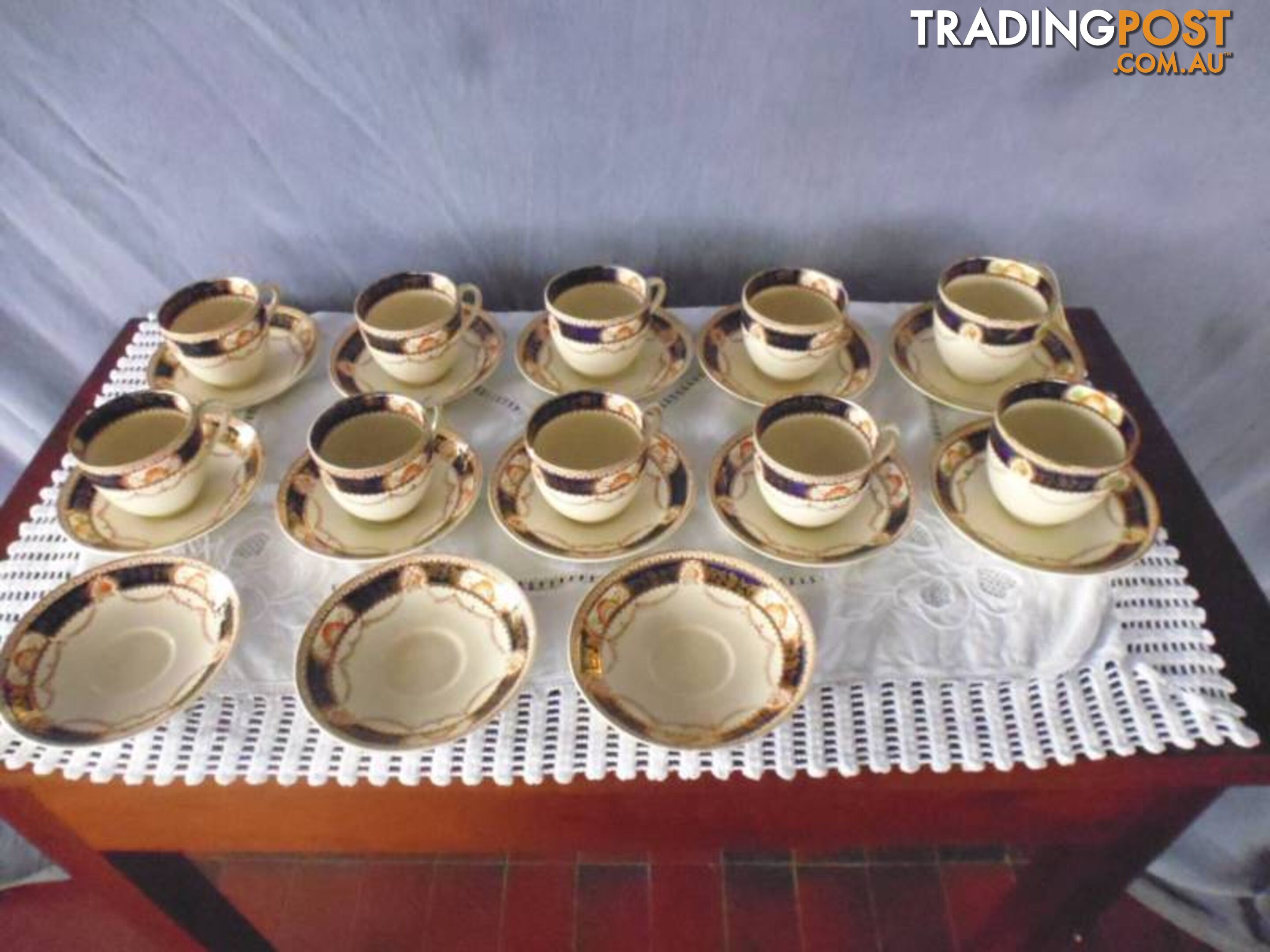 Alfred Meakin Caledonia Cups & Saucers, 368841