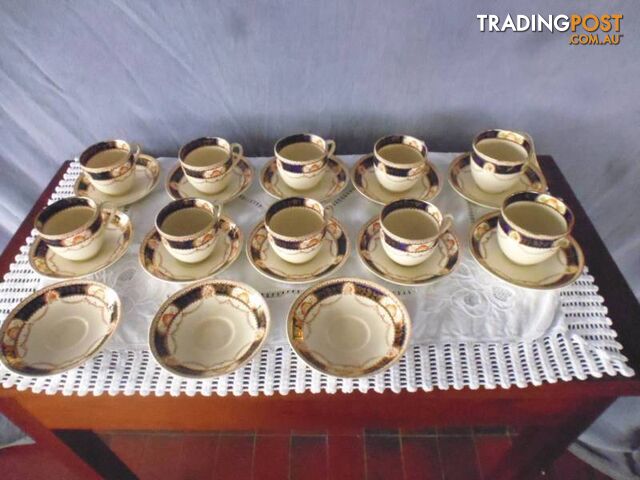 Alfred Meakin Caledonia Cups & Saucers, 368841