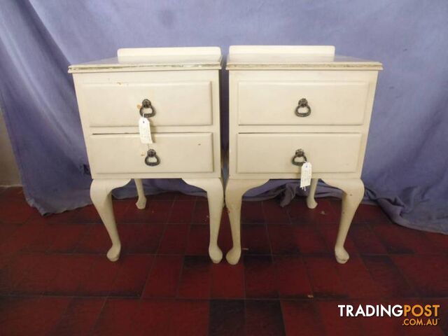 Cabinet Bedside x 2 White Cabriole Legs 369306