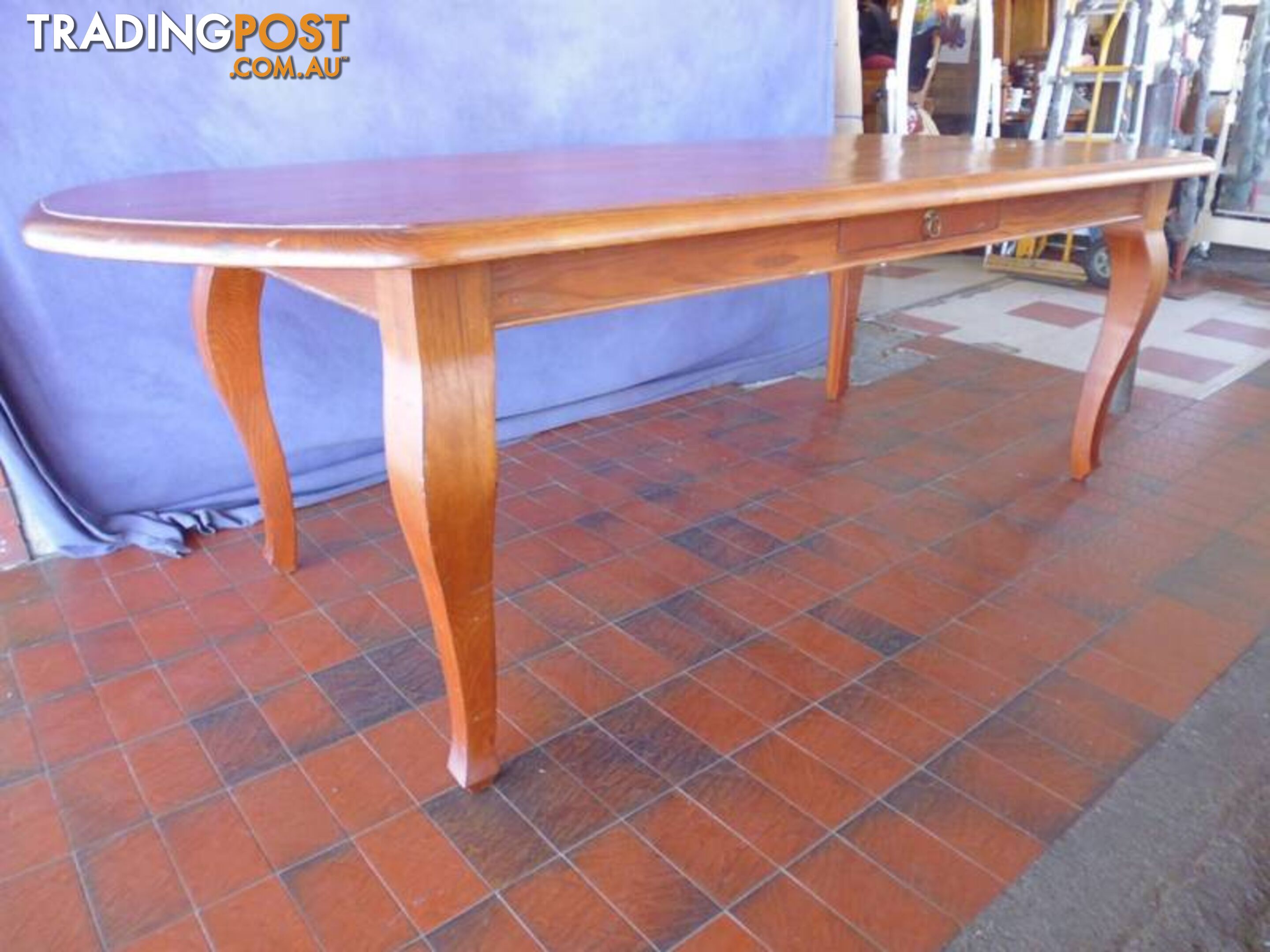 Dining table, Oval, Sabre Legs, Drawer in the side 364644