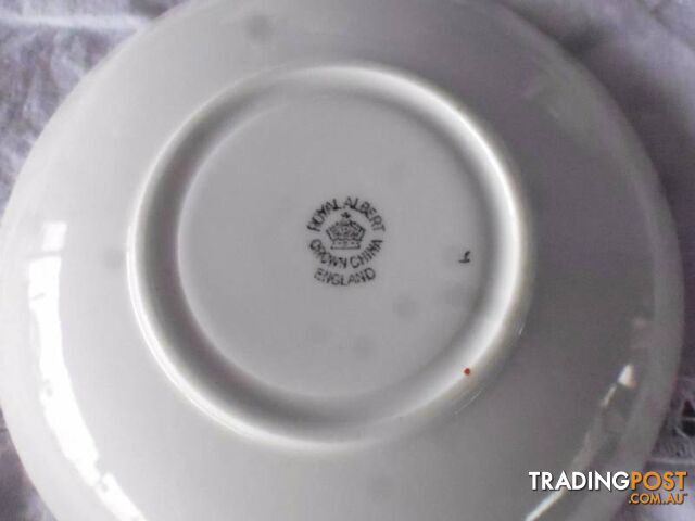 Victorian' Royal Albert Cups & Saucers, 349555