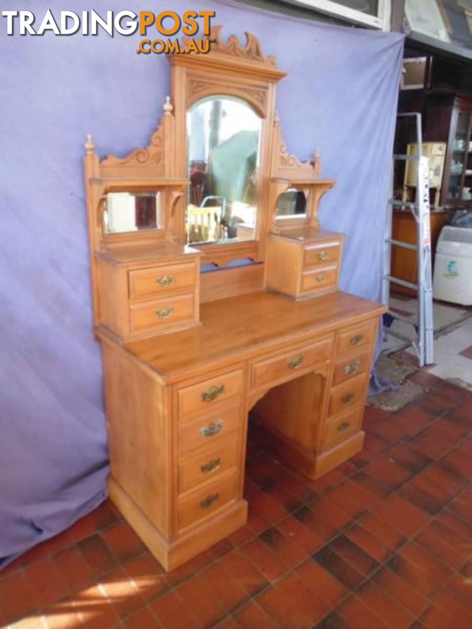 Dressing Table, Duchess, 367910