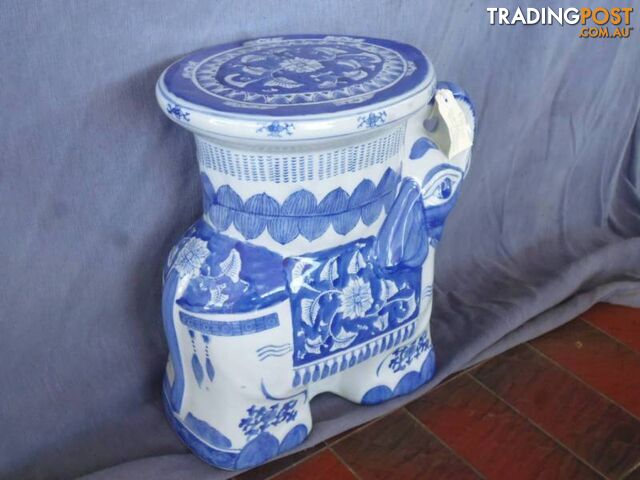 Elephant Ceramic / Blue and White - 369622 - photo 3 of 3