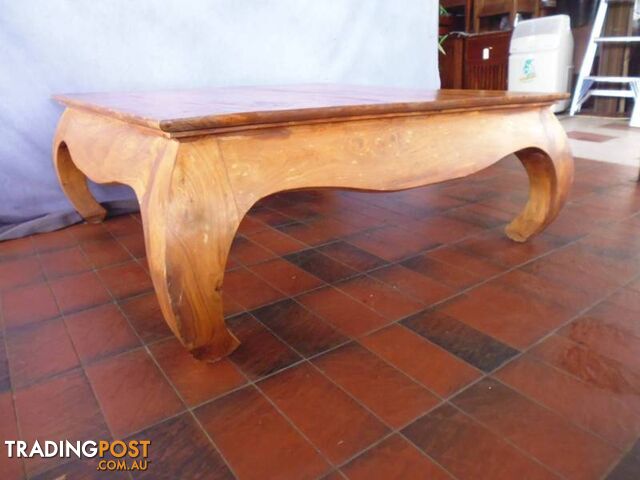 Coffee Table, Curved Legs, 367908