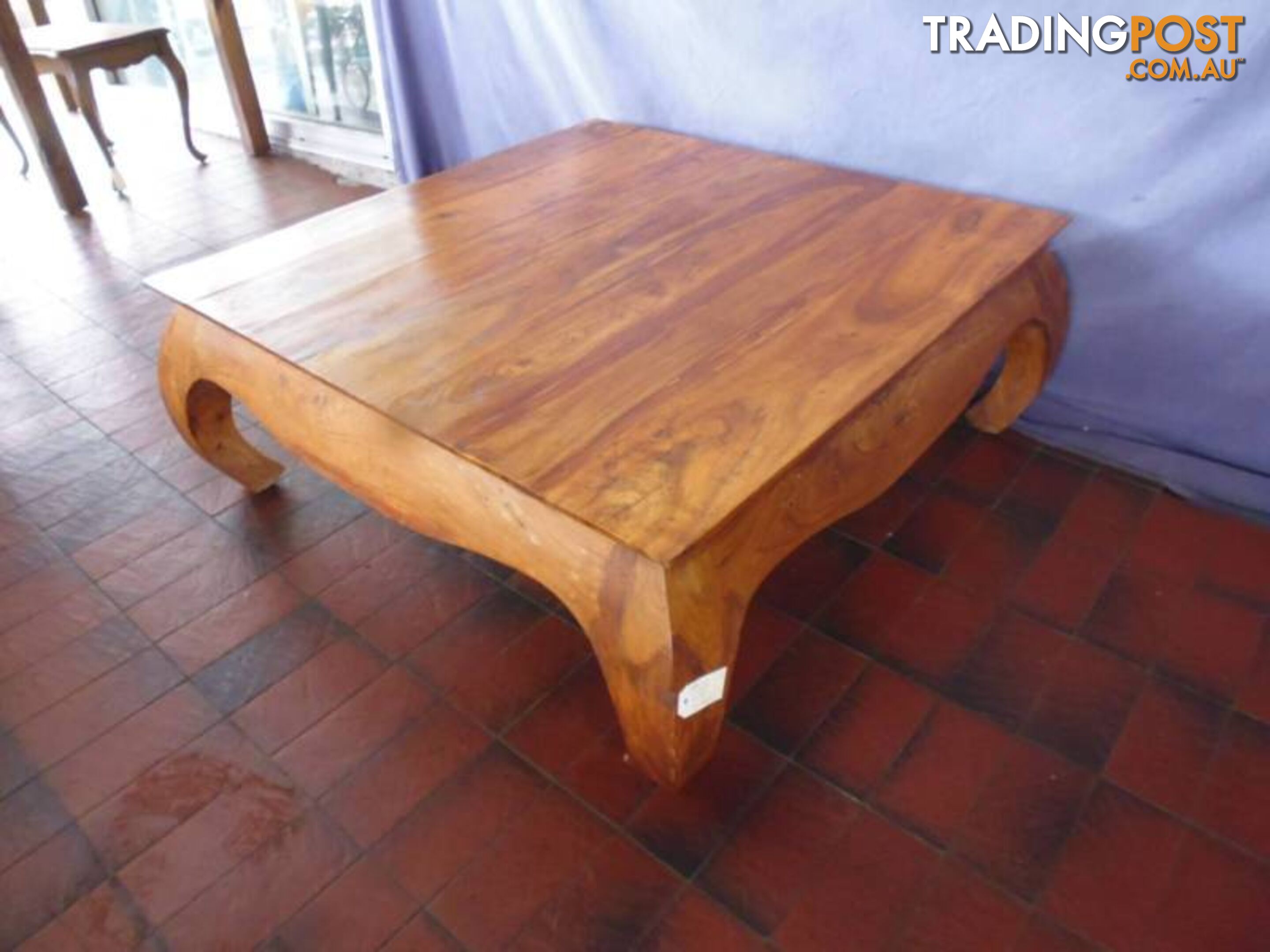 Coffee Table, Curved Legs, 367908