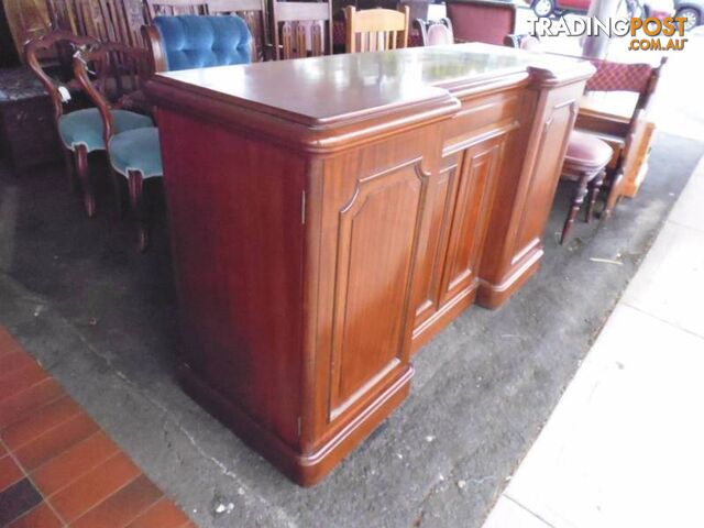 Mahogany Sideboard Breakfront, 370143