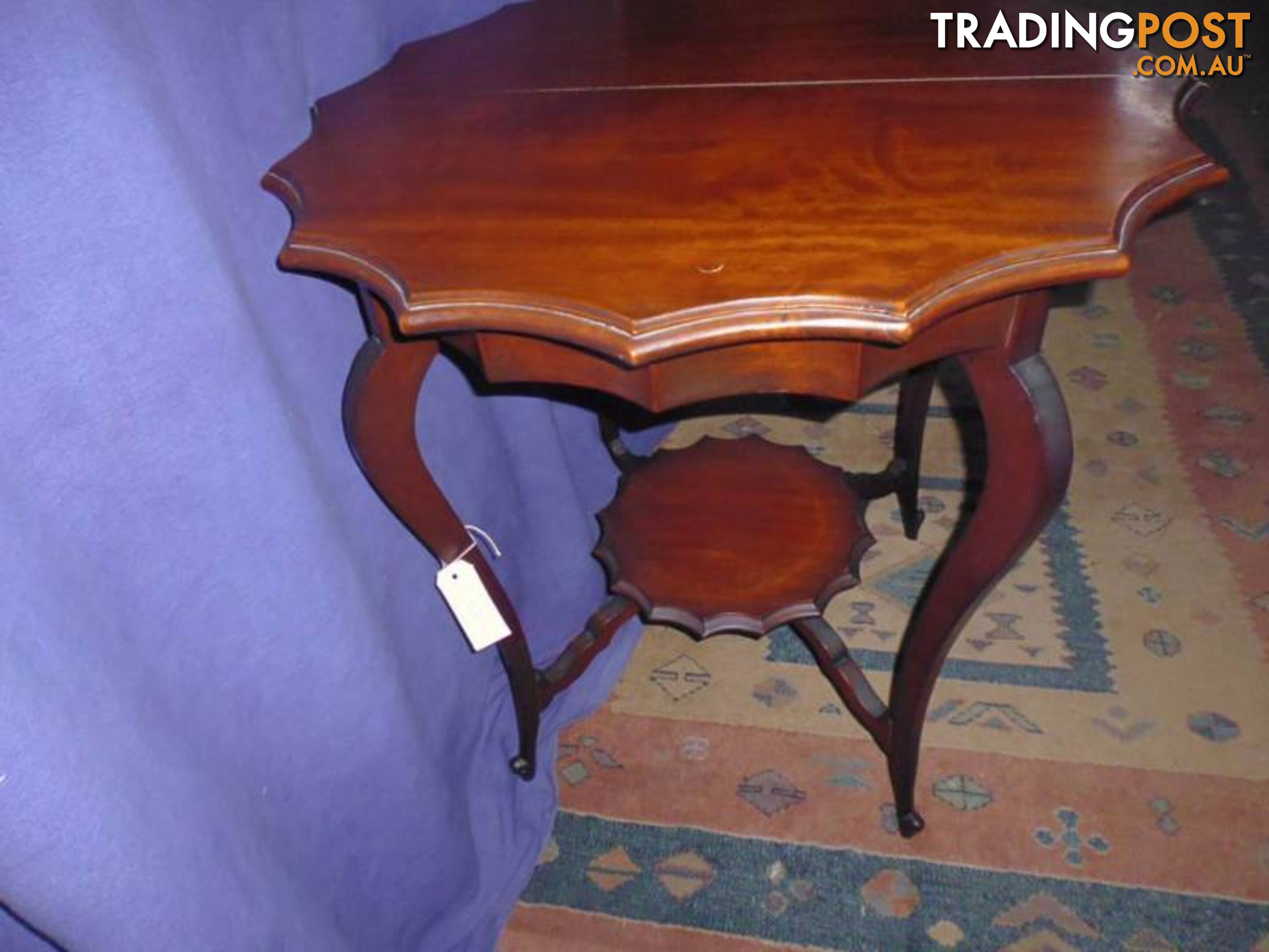 Lamp Table, Scalloped Edge, 363804