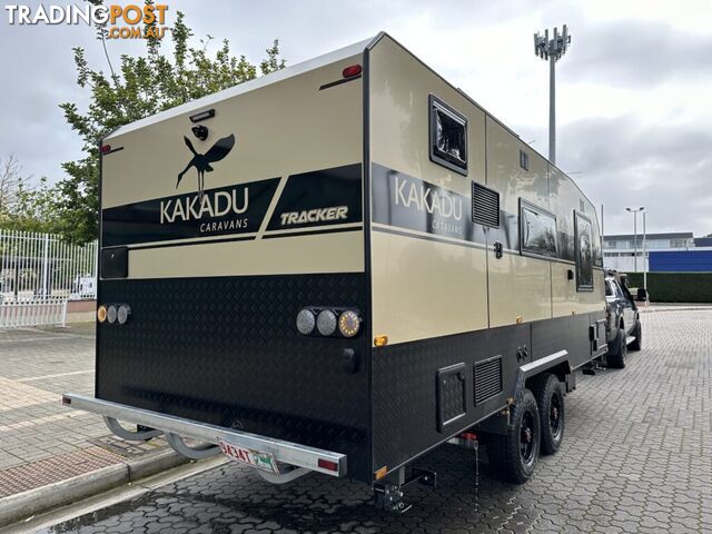 TRACKER 19FT6 SEMI OFF ROAD - photo 2 of 29
