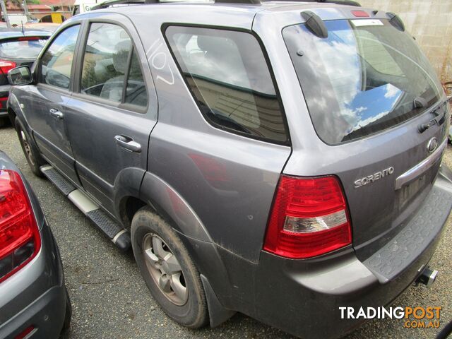 Kia Sorento BL 8/2007 (wrecking) - photo 3 of 6