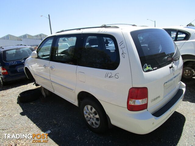 Kia Carnival van 11/05 (wrecking) - photo 4 of 6