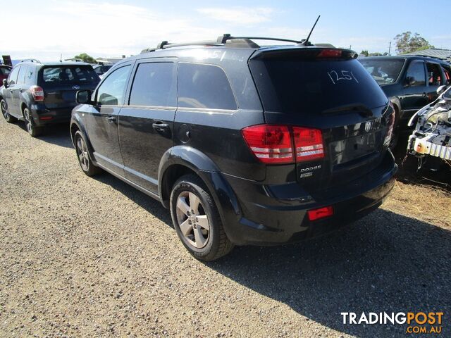 Dodge Journey 5/2010 (Wrecking) - photo 3 of 5