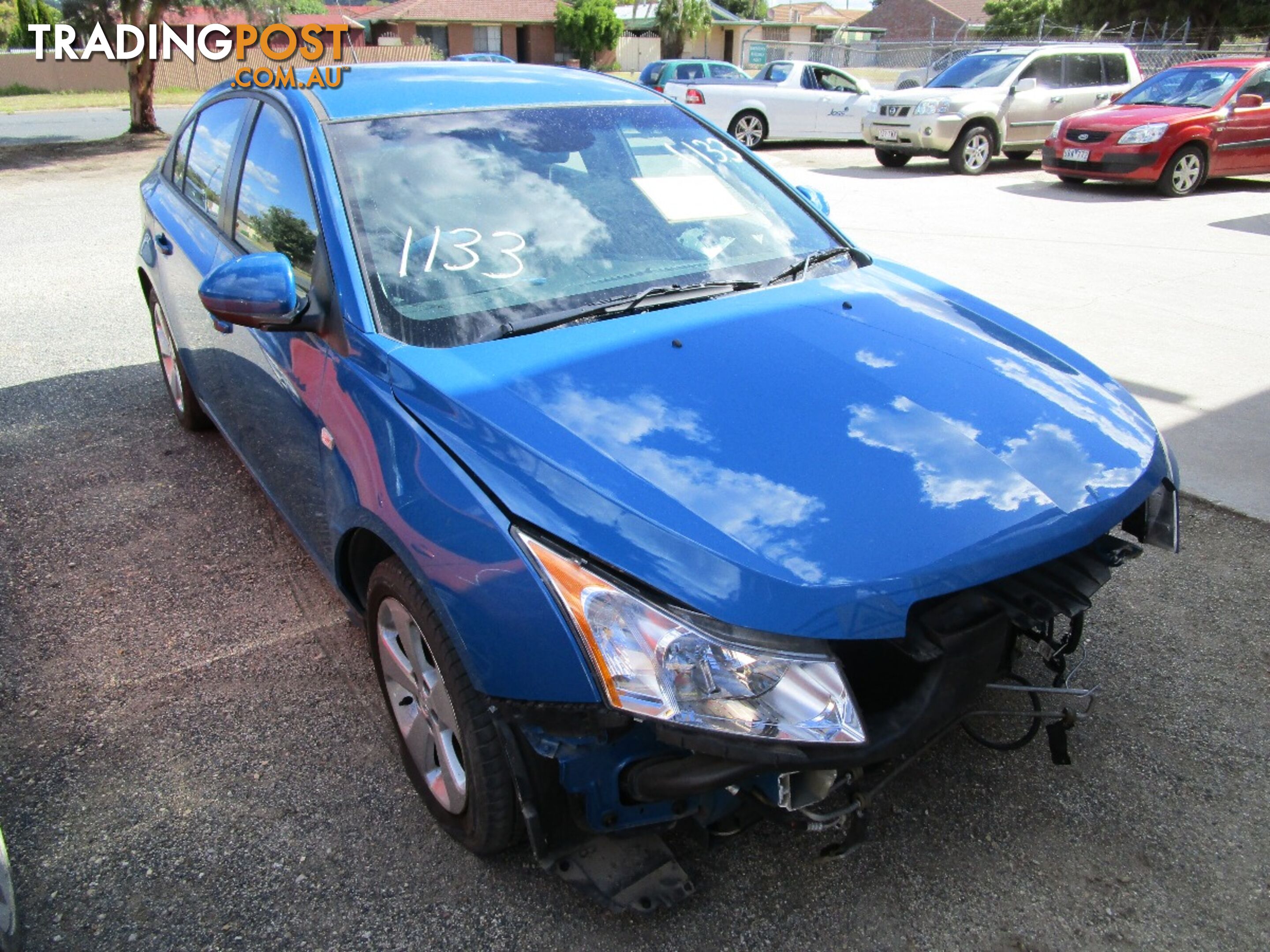 Holden Cruze sedan 12/2012 (wrecking)