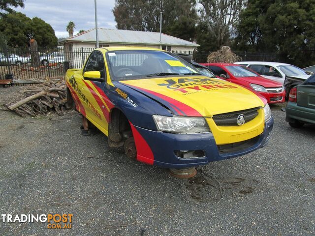 Holden Commodore Ute VZ 2006 (Wrecking) - photo 2 of 3