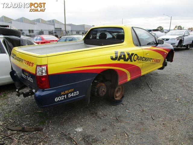 Holden Commodore Ute VZ 2006 (Wrecking) - photo 3 of 3