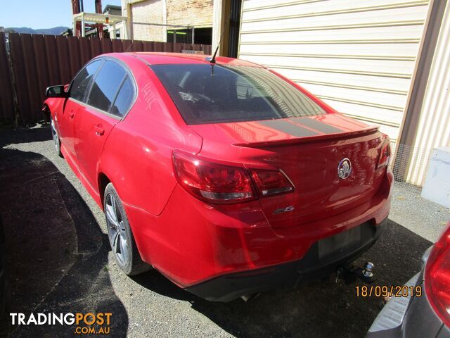 VF Commodore SV6 sedan 2/2014 Red in color ( Dismantling)